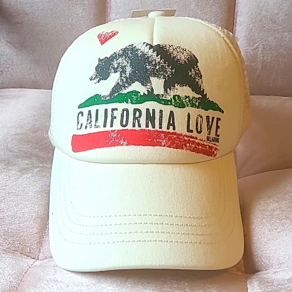 Billabong Other - NWT Billabong Hat